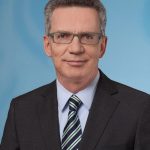 Bundesinnenminister Dr. Thomas de Maizière: Die Digitale Agenda 2020 soll den Dialog mit- statt nebeneinander ermöglichen.