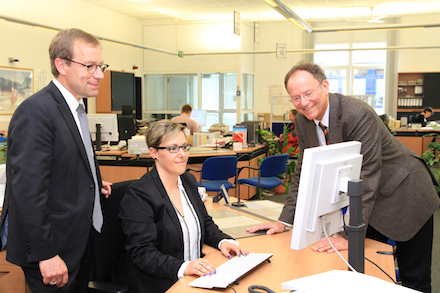 Mit der Online-Terminbuchung in der Kfz-Zulassungsstelle lässt sich einiges an Zeit sparen.