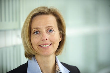 Dr. Marianne Janik ist Senior Director Public Sector und Mitglied der Geschäftsleitung bei Microsoft Deutschland.