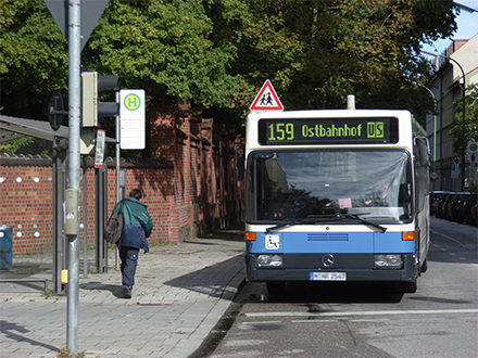 Ob der Bus pünktlich kommt