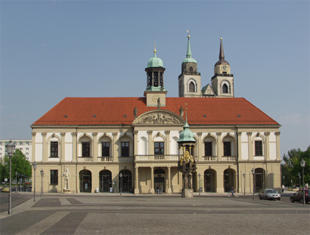 Die Stadt Magdeburg hat ihr E-Government-Angebot um ein Urkundenportal erweitert.