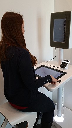 Raunheim setzt auf Selfservice-Terminal der Bundesdruckerei.