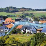 Um das Glasfasernetz in Bayerisch-Schwaben und im Münchner Umland weiter auszubauen