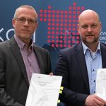 DIKOM und Deutsche Telekom Business Solutions besiegeln ihre Zusammenarbeit.