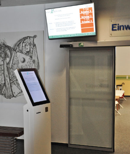 Ticketsäule im Rathaus Iserlohn.