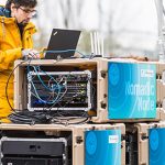 Die Hard- und Software für das 5G+ Nomadic Node des Fraunhofer-Instituts FOKUS passt in wenige mobile Server-Koffer.