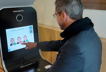 Neues Speed Capture Terminal im Potsdamer Bürgerservicecenter.
