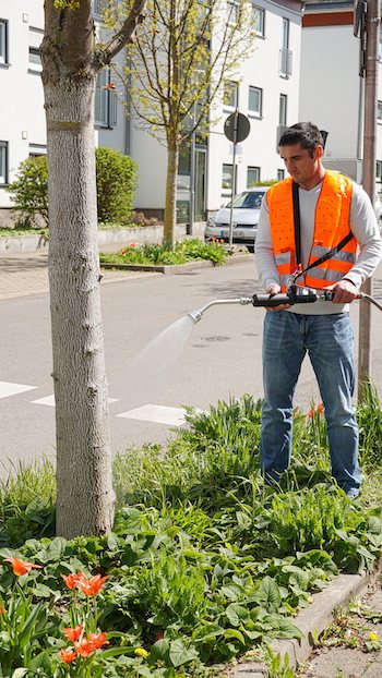 Smarte Gießlanze ergänzt jetzt die Telematiklösung smart KOMPAKT für die Stadtgrünbewässerung.