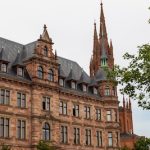 Wiesbaden bekommt neue E-Akte und schließt sich dem 115-Verbund an.