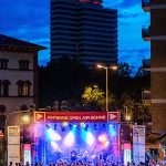 Beim Altstadtfest in Kaiserslautern konnten Blaulichtorganisationen dank stabilem Internet sicher kommunizieren.