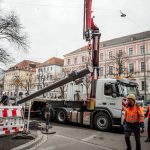 In Augsburg werden Mastsysteme von Straßenleuchten mit 5G- und LoRaWAN-Technologie ausgestattet.