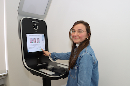 Die neue  Speed Capture Station im Bürgerbüro der Stadt Herten.