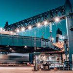 Der Port of Lübeck ist ein wichtiger logistischer Knotenpunkt. Smarte Technik soll die Koordination auf dem und am Wasser erleichtern.