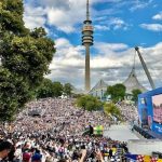 Die Feuerwehr München testet während der Fußballeuropameisterschaft eine KI-Lösung zur schnelleren Erkennung von Gefahrenlagen.