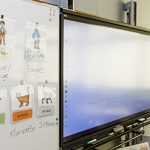 Klassenräume mit digitalen Präsentationsflächen auszustatten gehört zum Digitalisierungskonzept für Schulen in Braunschweig.